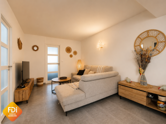 property v1400100956 2