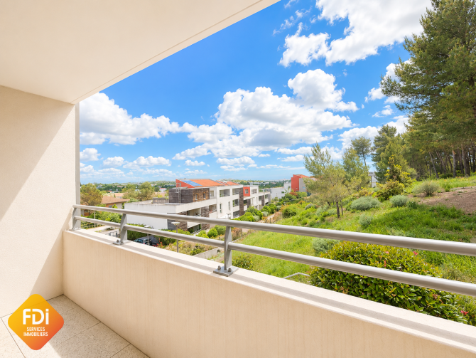 property v880098004 0