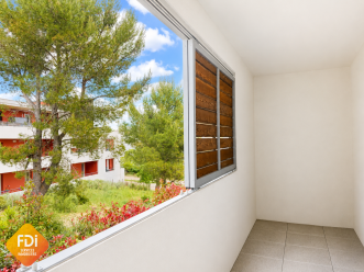 property v880098004 1