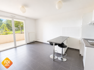 property v880098004 3