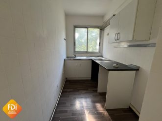 property v1290093771 2