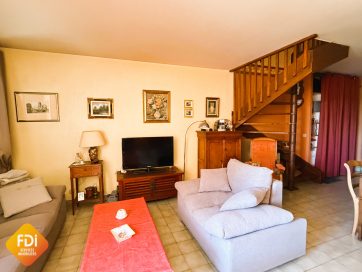 property v880101535 0