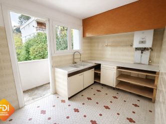 property v1310099949 1