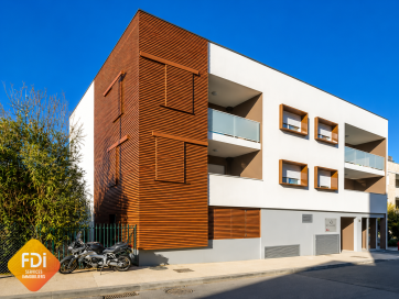 property v1310101499 0