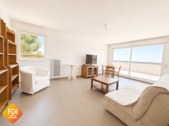property v1320101596 1