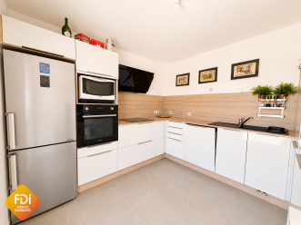 property v1320101596 2
