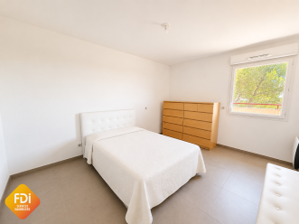 property v1320101596 3