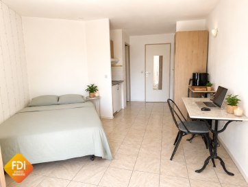 property v880101569 0