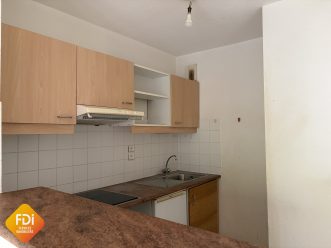 property v880101583 2