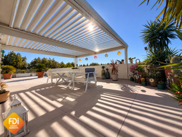 property v1390101740 0