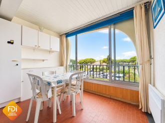 property v1400101560 1