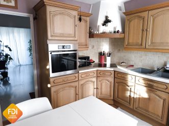 property v880101749 3