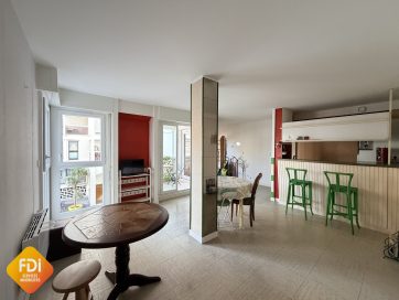 property v1390101730 0