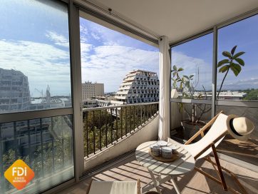property v890090518 0